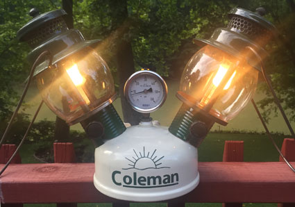 coleman275-242customlanternrobinette-
