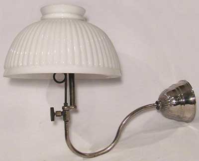 colemanhwno31bracketlampandshadebecker