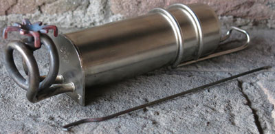 borde33withtoolkeates