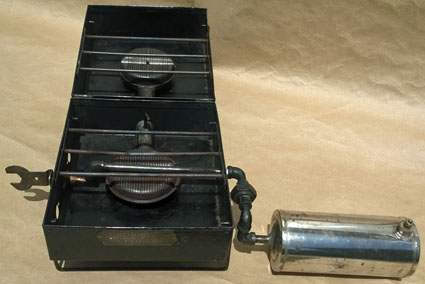 gates-folding-stove-1917-williams